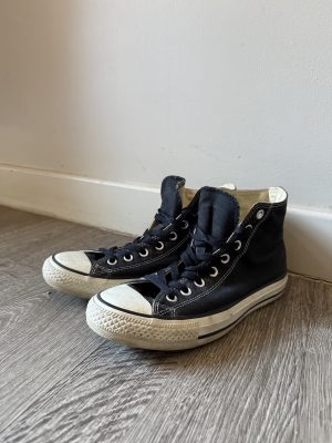 Black Converse Sneakers (7)