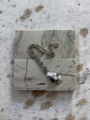 Chainmail Pierced Shell Necklace