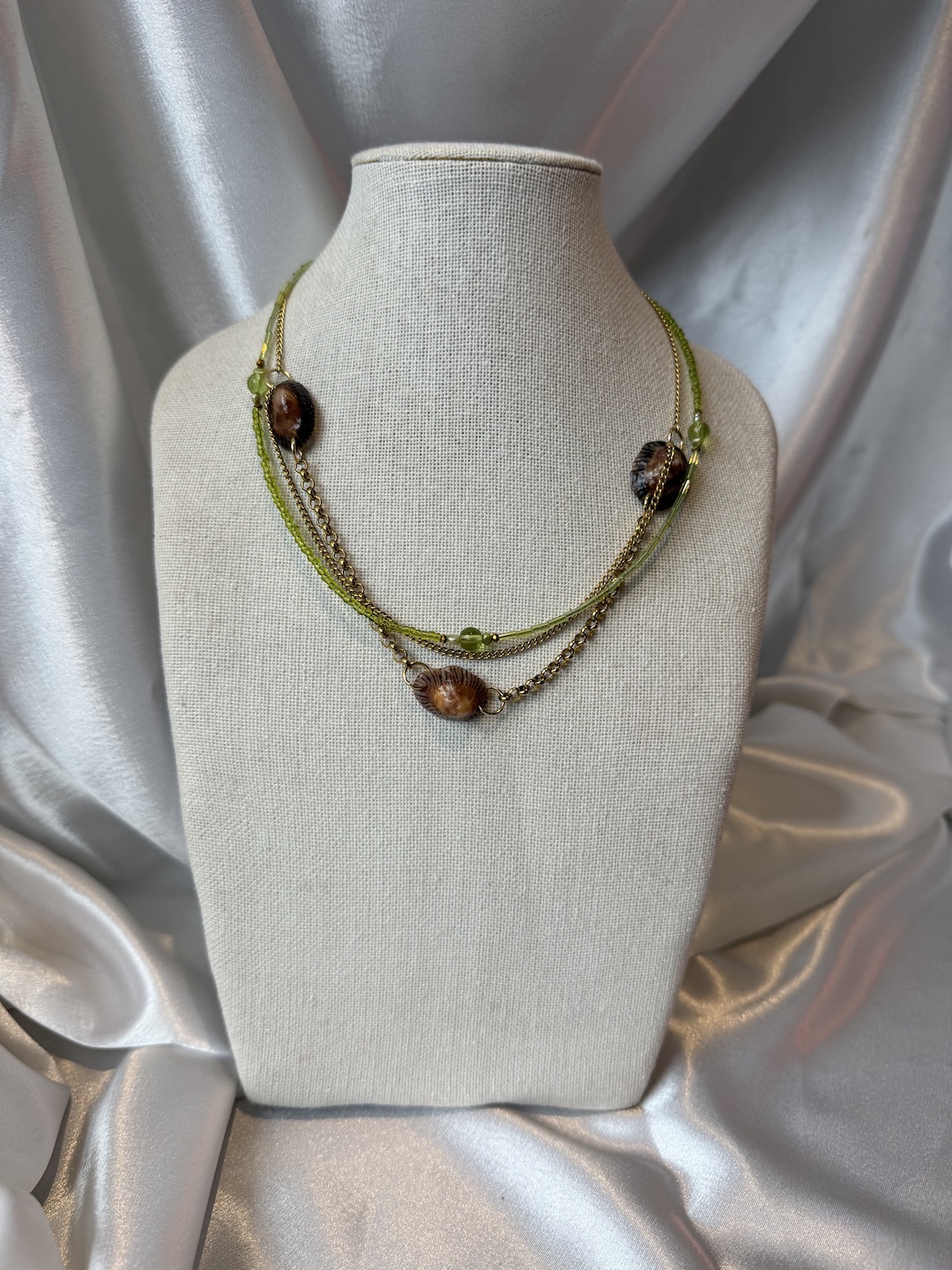 3 in 1 Green and Gold Necklace - Image 4