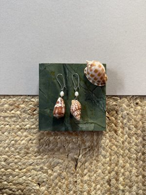 Freshwater Pearl Shell Earrings