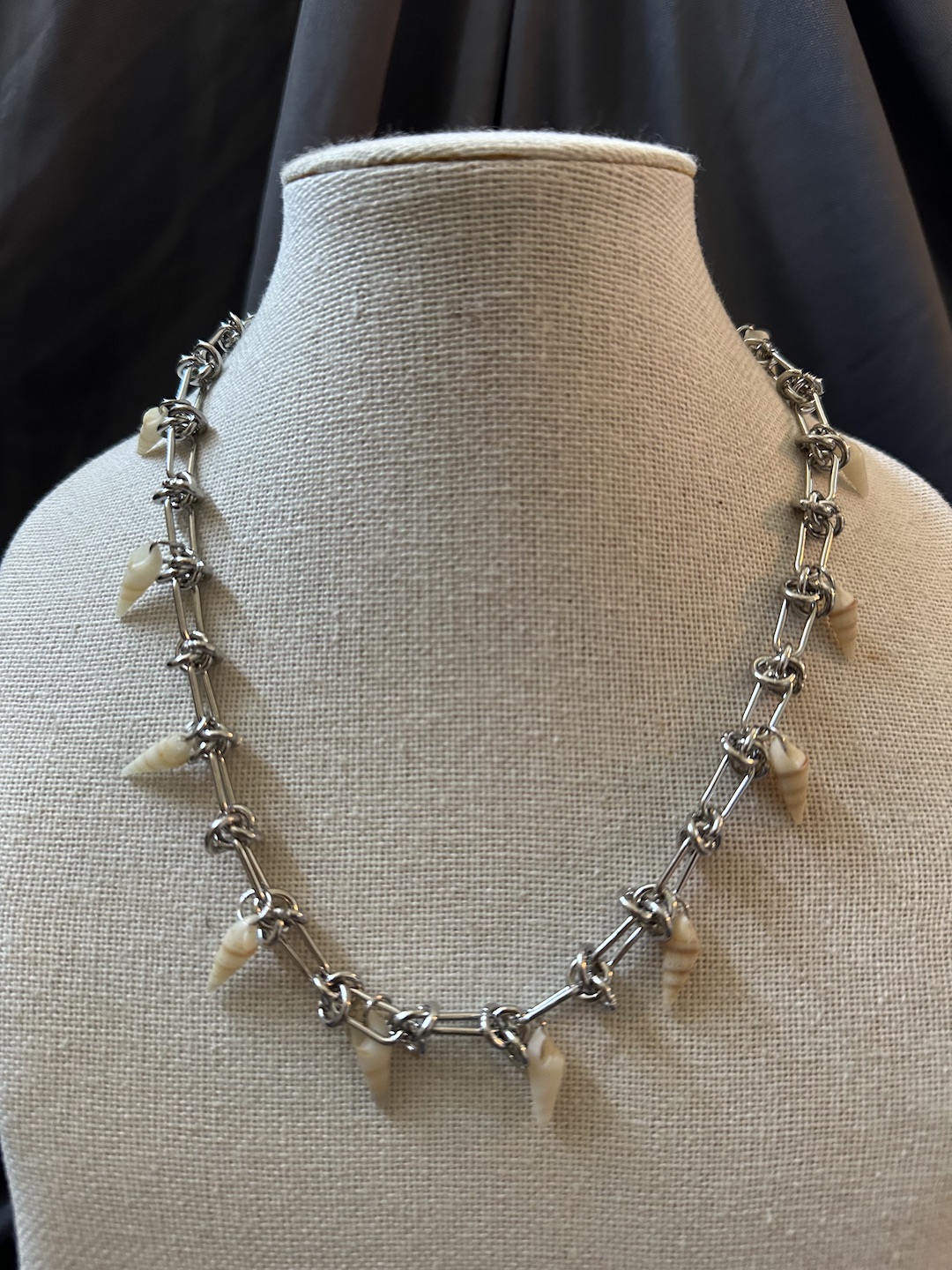 Knot Shell Chain Necklace - Image 3