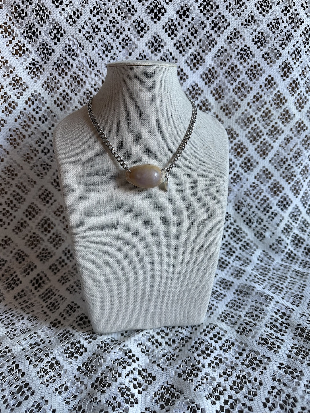 Silver Cowrie Necklace - Image 4
